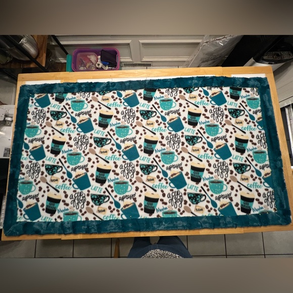 Handmade Minky Mallard Cuddle Hide & Fleece Latte Snuggle Blanket - Picture 5 of 5